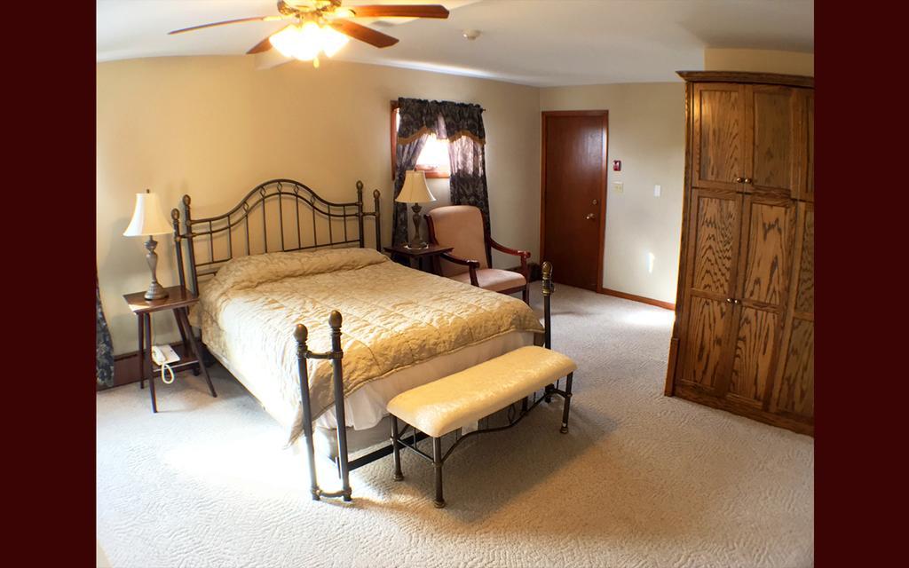 Chateau Sainte-Marie Bed & Breakfast Little Brook Екстериор снимка